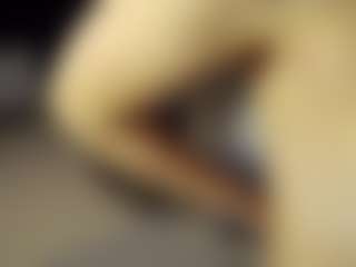 SeniseMorel's Live Sex Cam Show