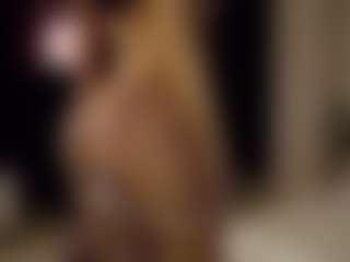 SeniseMorel's Live Sex Cam Show