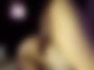 SeniseMorel's Live Sex Cam Show