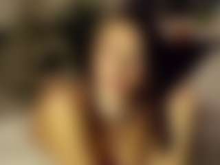 Live cam show with SeniseMorel - Bikini on liverealitysex.com