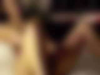SeniseMorel's Live Sex Cam Show