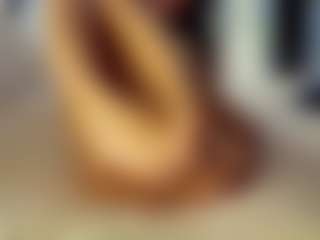 SeniseMorel's Live Sex Cam Show
