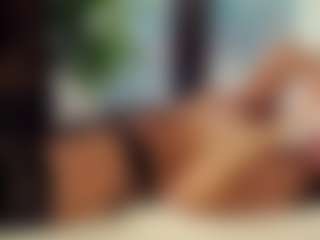 SeniseMorel's Live Sex Cam Show