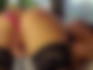 SeniseMorel's Live Sex Cam Show