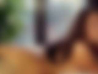 SeniseMorel's Live Sex Cam Show