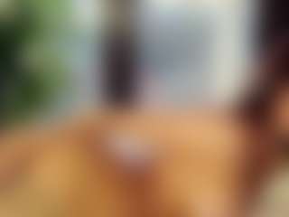 SeniseMorel's Live Sex Cam Show
