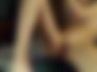 SeniseMorel's Live Sex Cam Show