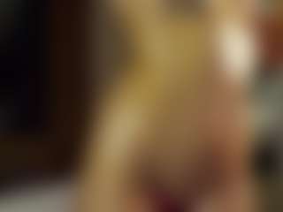 SeniseMorel's Live Sex Cam Show
