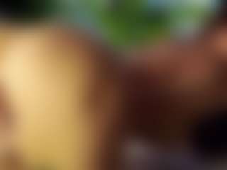 SeniseMorel's Live Sex Cam Show