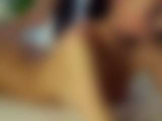 SeniseMorel's Live Sex Cam Show