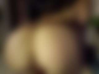 SeniseMorel's Live Sex Cam Show