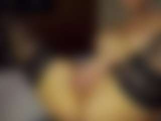 Live cam show with SeniseMorel - Handjob on nudelive.tv