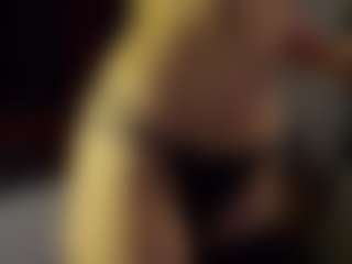 SeniseMorel's Live Sex Cam Show