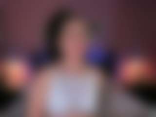 LannaFiannce MILF webcam performer live streaming