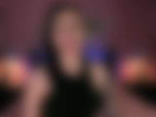 Live cam show with LannaFiannce - Middle Aged on Streamer API