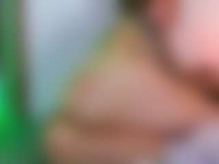 sarawolff's Live Sex Cam Show