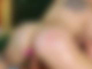 sarawolff's Live Sex Cam Show