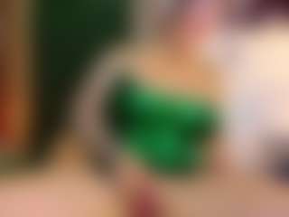 sarawolff's Live Sex Cam Show