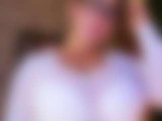sarawolff's Live Sex Cam Show