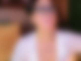 sarawolff's Live Sex Cam Show