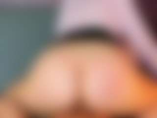 sarawolff's Live Sex Cam Show