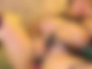 sarawolff's Live Sex Cam Show
