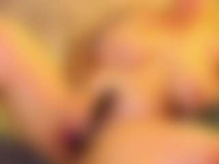 sarawolff's Live Sex Cam Show