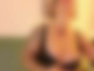 sarawolff's Live Sex Cam Show