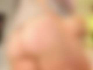 sarawolff's Live Sex Cam Show