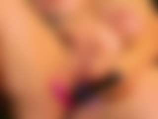 sarawolff's Live Sex Cam Show