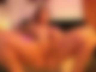 sarawolff's Live Sex Cam Show