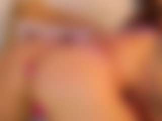 sarawolff's Live Sex Cam Show