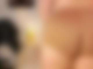 sarawolff's Live Sex Cam Show