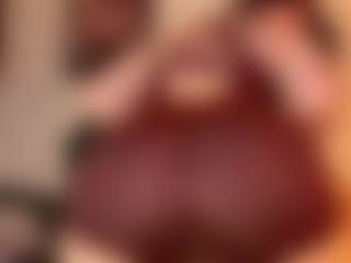 Live cam show with sarawolff - HD on camtv
