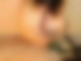 Live cam show with sarawolff - Brown Eyes Toys on boobsie.com
