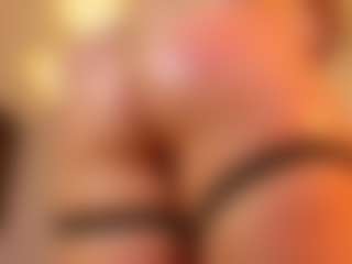 sarawolff's Live Sex Cam Show