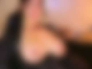 sarawolff's Live Sex Cam Show