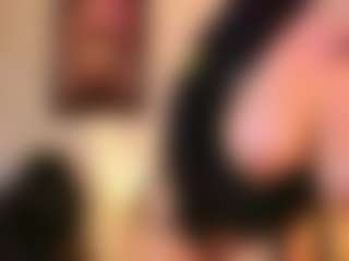sarawolff's Live Sex Cam Show