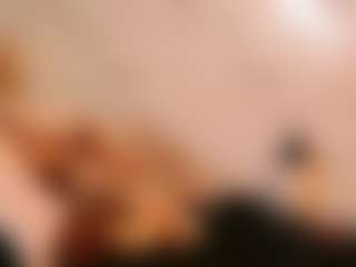 sarawolff's Live Sex Cam Show