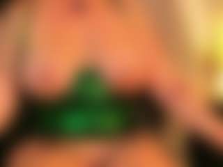sarawolff's Live Sex Cam Show