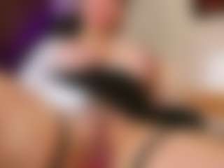 sarawolff's Live Sex Cam Show