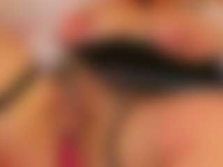 sarawolff's Live Sex Cam Show