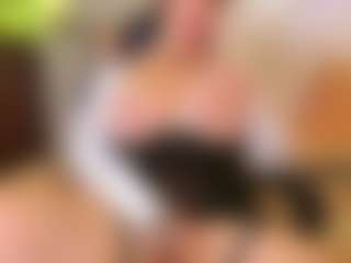 sarawolff's Live Sex Cam Show