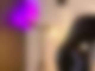 Live cam show with sarawolff - Gamer Latina on CamwithHer | colombia