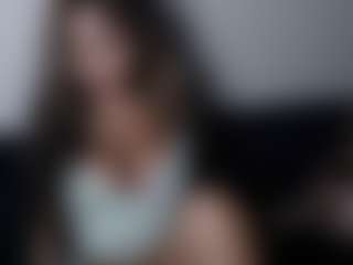 JuicyGoodpucci's Live Sex Cam Show