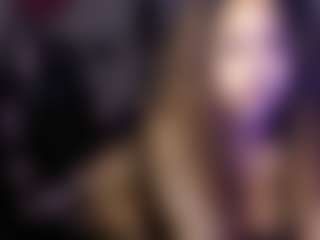 Live cam show with JuicyGoodpucci - Brown Eyes on Camsoda