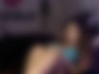 JuicyGoodpucci's Live Sex Cam Show