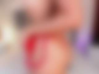 Live cam show with Noa - Joi on SquirtSoMuch