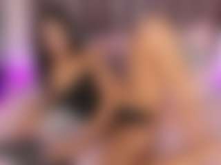 Noa's Live Sex Cam Show