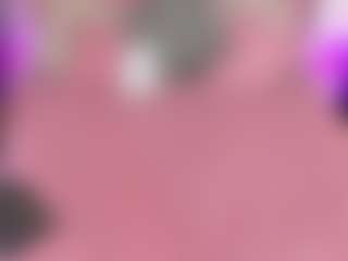 Noa's Live Sex Cam Show
